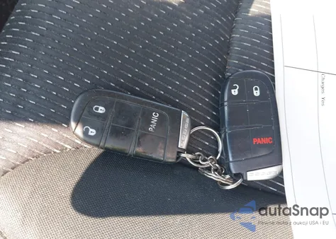 2011 Dodge Journey Mainstreet z USA, uszkodzony, nr VIN 3D4PH1FG8BT559242